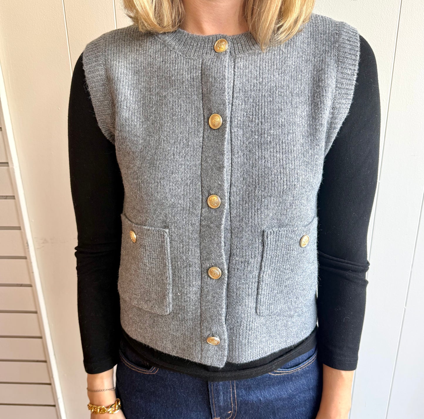 CREWNECK SWEATER VEST