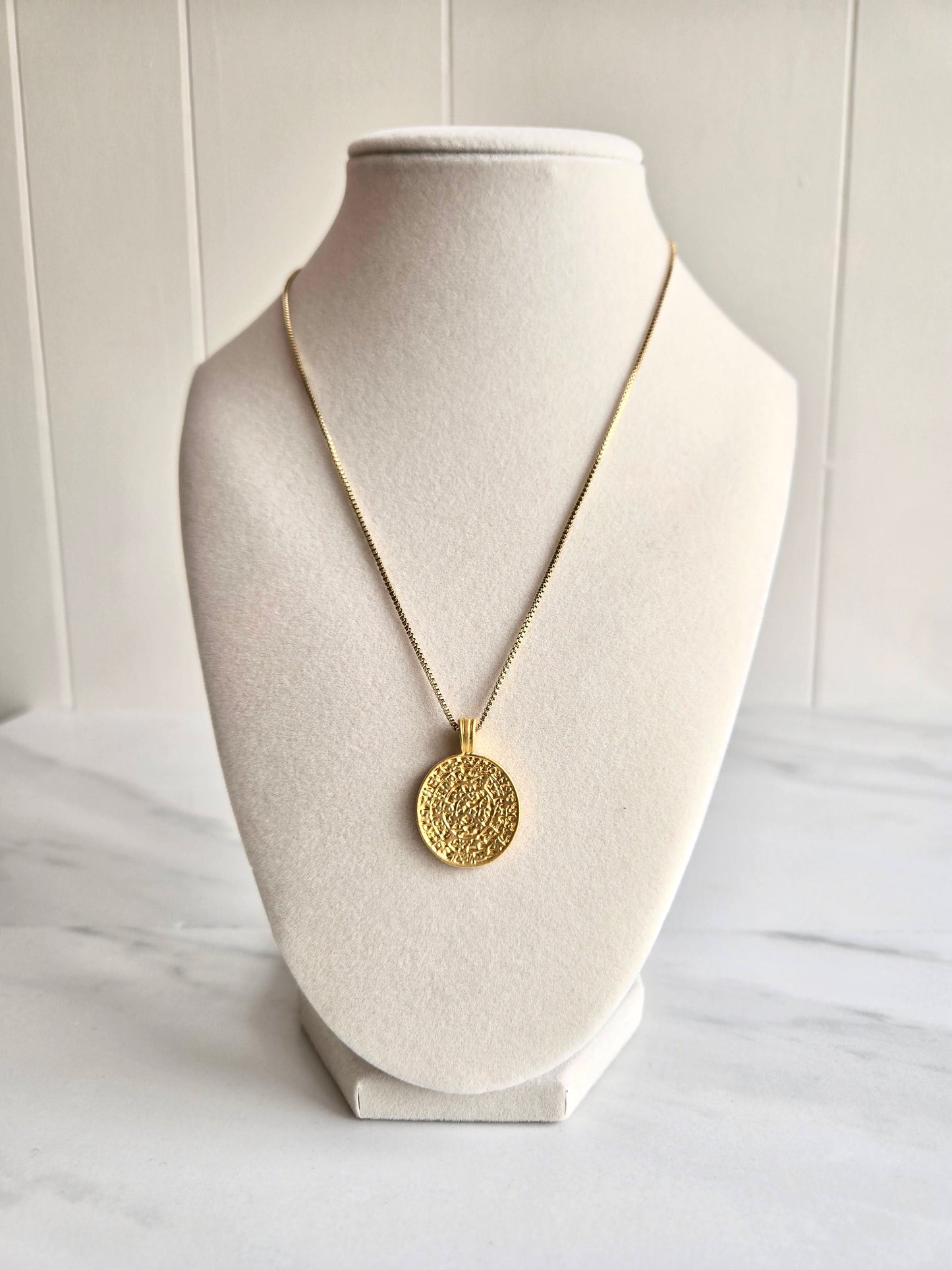Pendant Necklace
