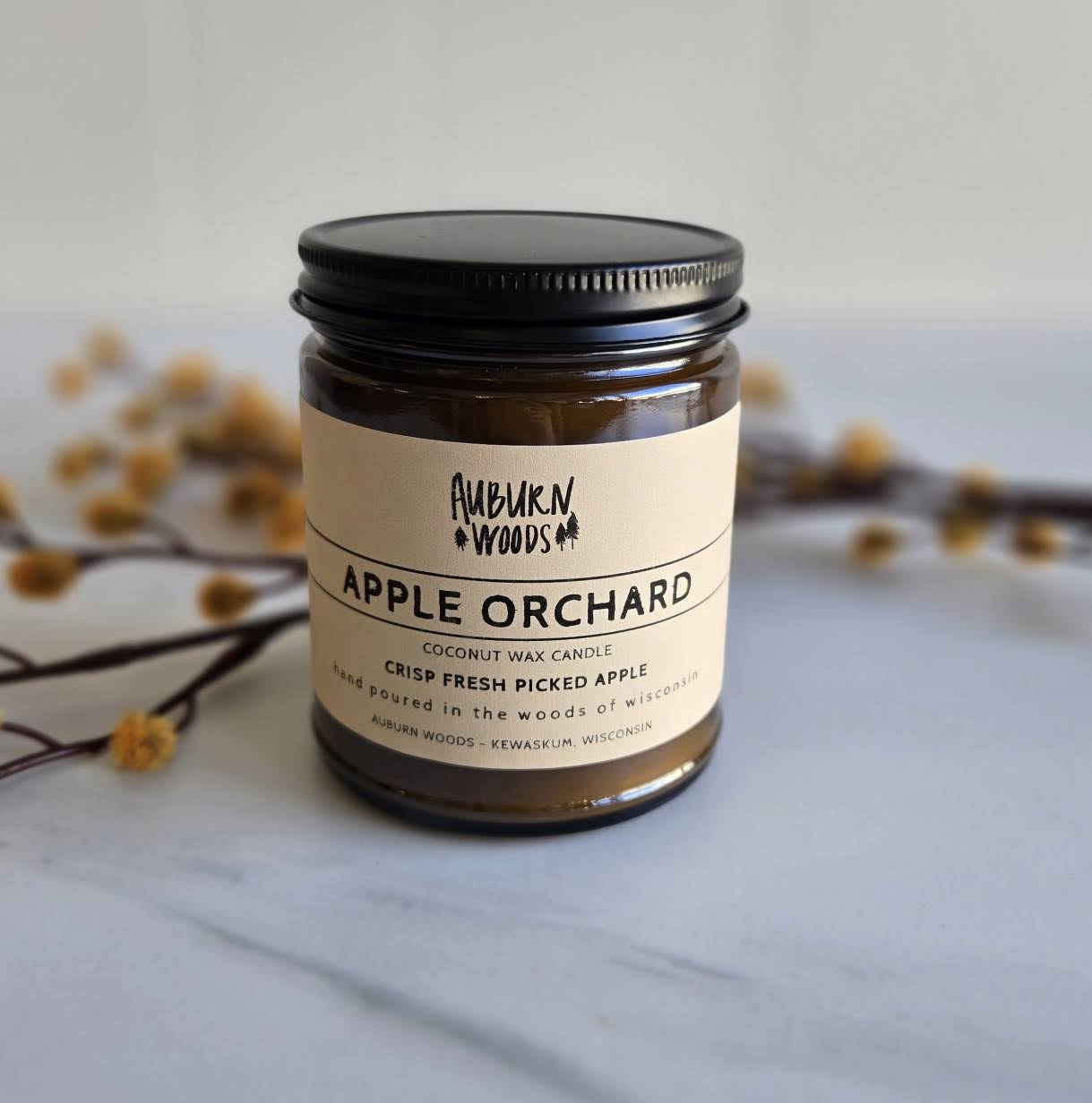 Auburn Woods Small Candle